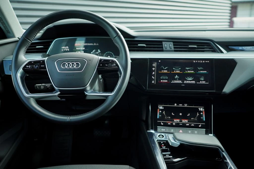Hoofdafbeelding Audi e-tron