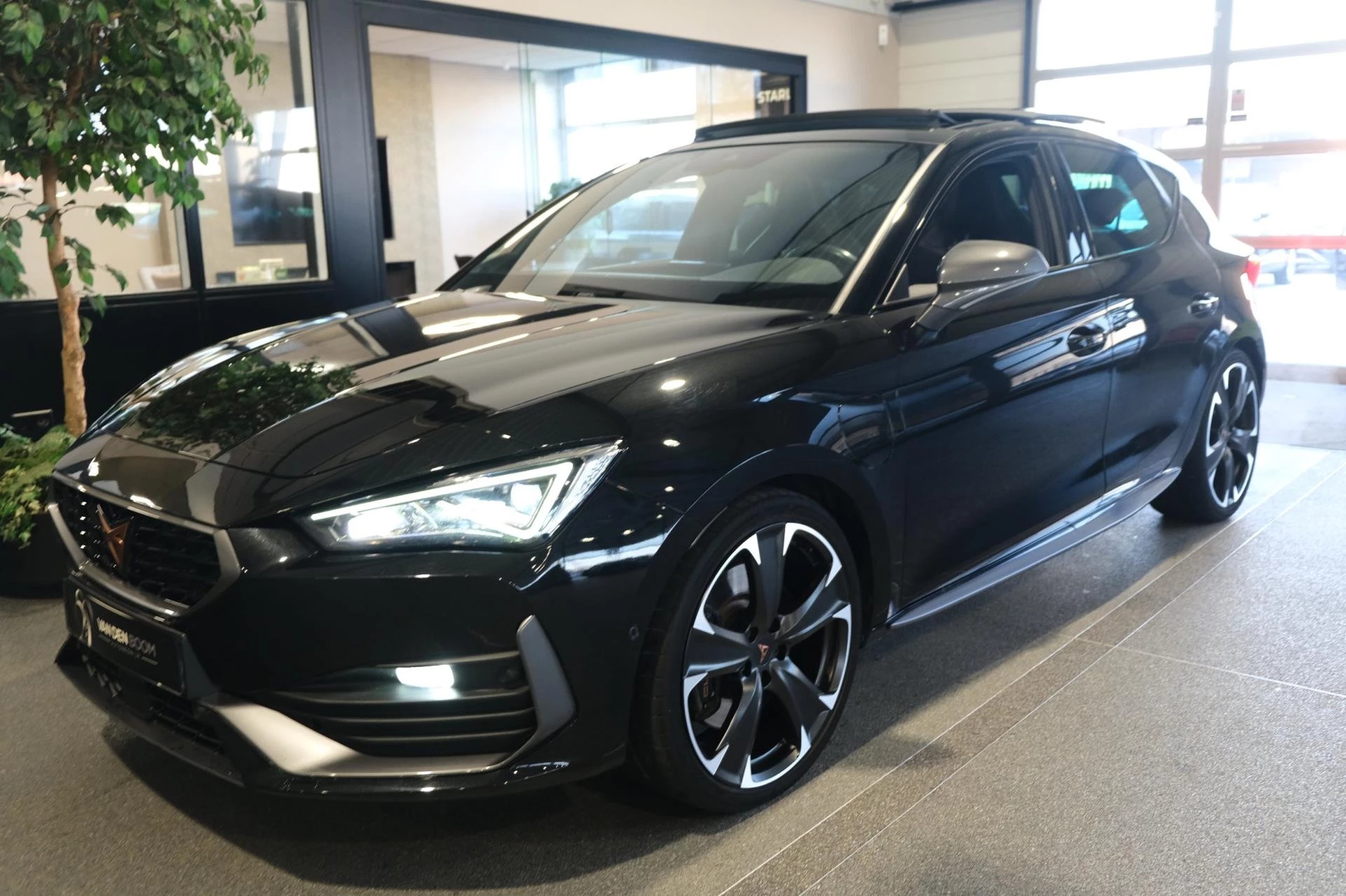 Hoofdafbeelding CUPRA Leon