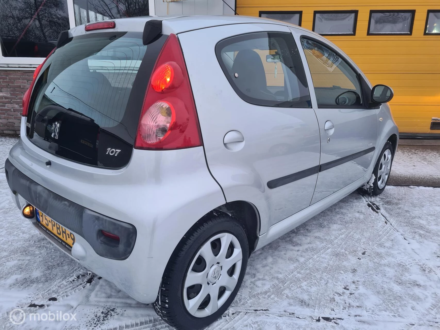 Hoofdafbeelding Peugeot 107