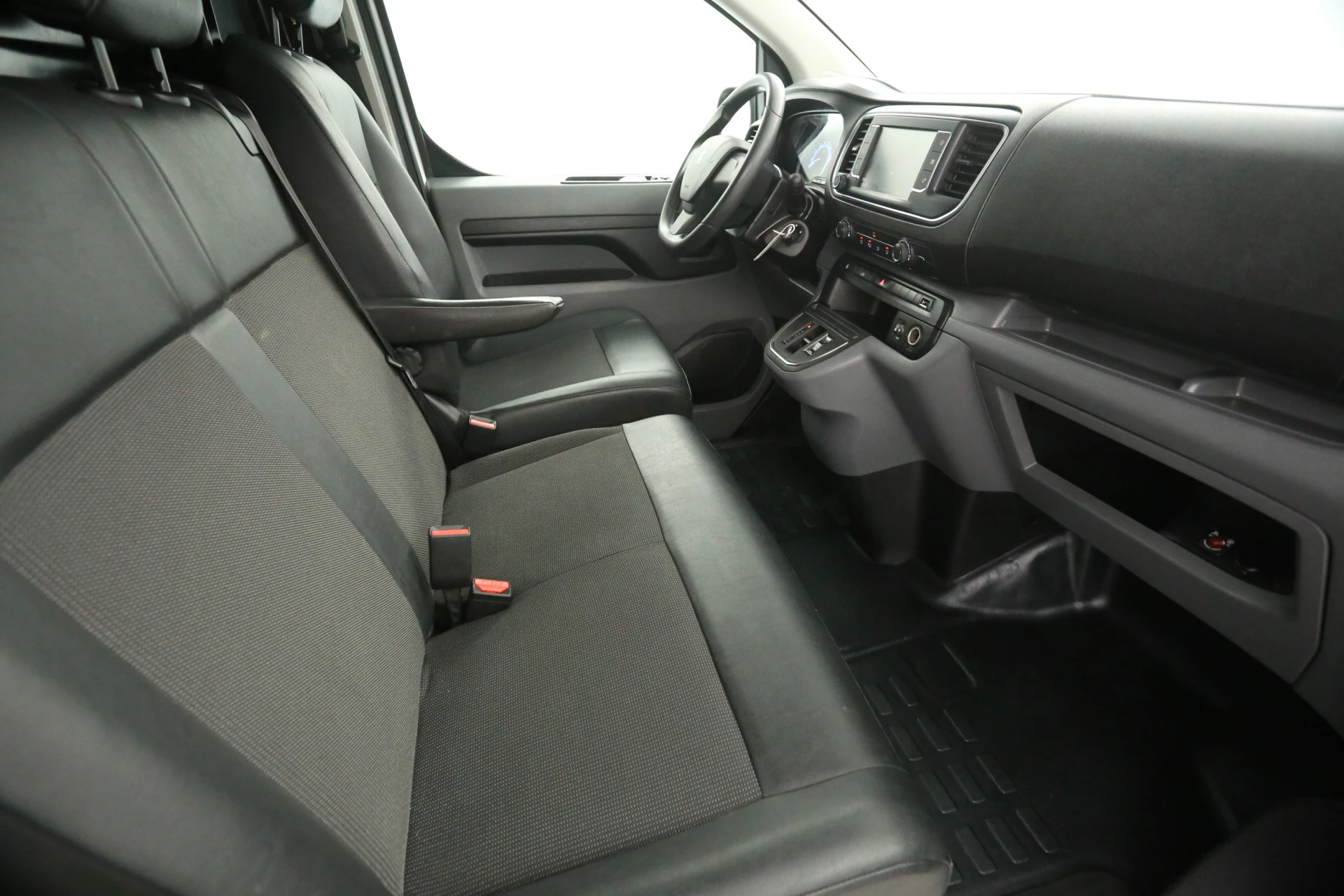 Hoofdafbeelding Peugeot e-Expert