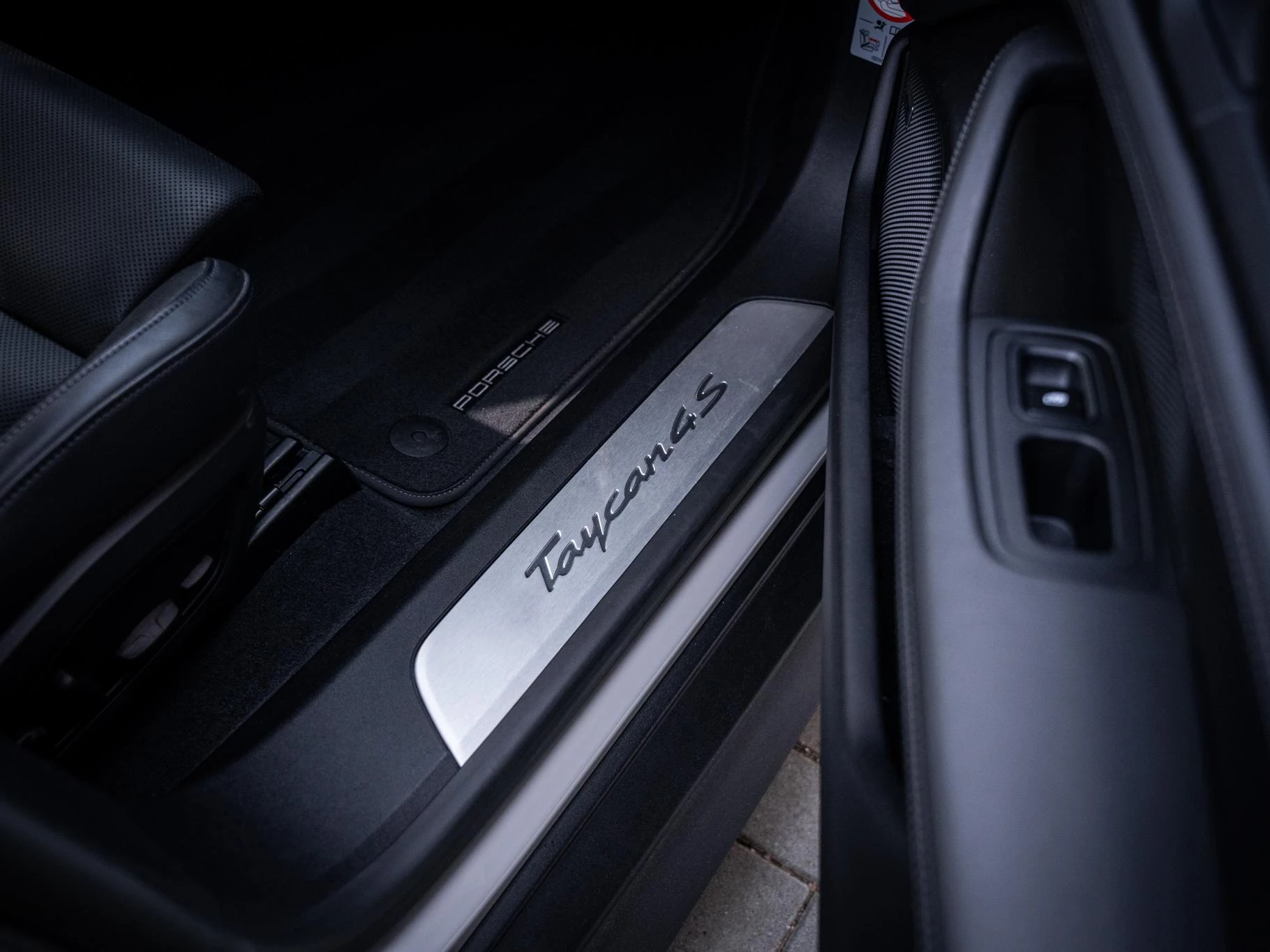 Hoofdafbeelding Porsche Taycan