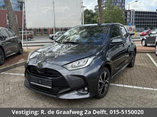 Toyota Yaris 1.5 Hybrid Dynamic Luxury | Stuur- & Stoelverwarming | Camera | Dode hoek detectie | Parkeersensoren Voor & Achter |