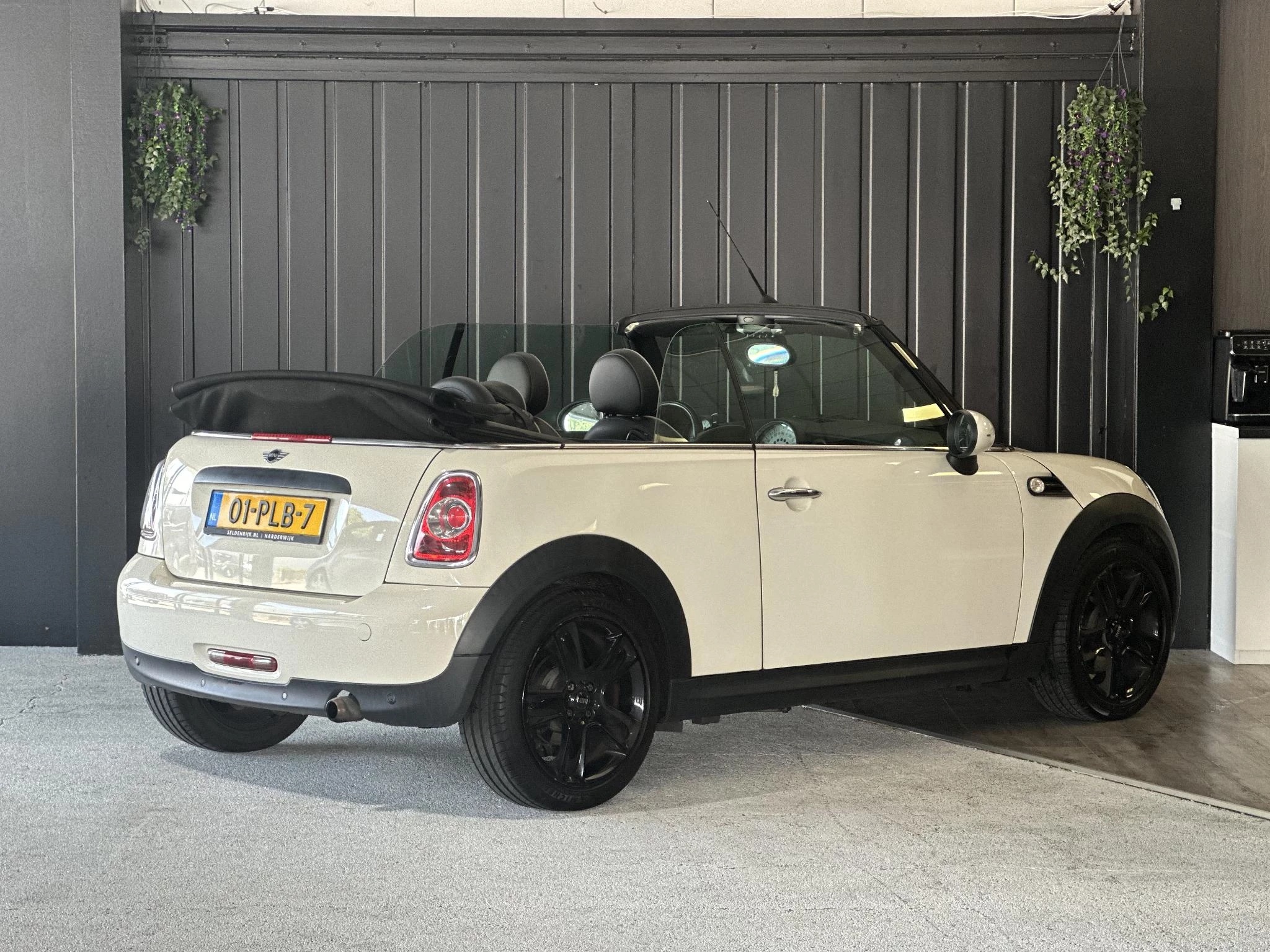 Hoofdafbeelding MINI One Cabrio
