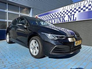 Volkswagen Golf 1.0 eTSI ADAP CRUISE P-CAM KEYLESS