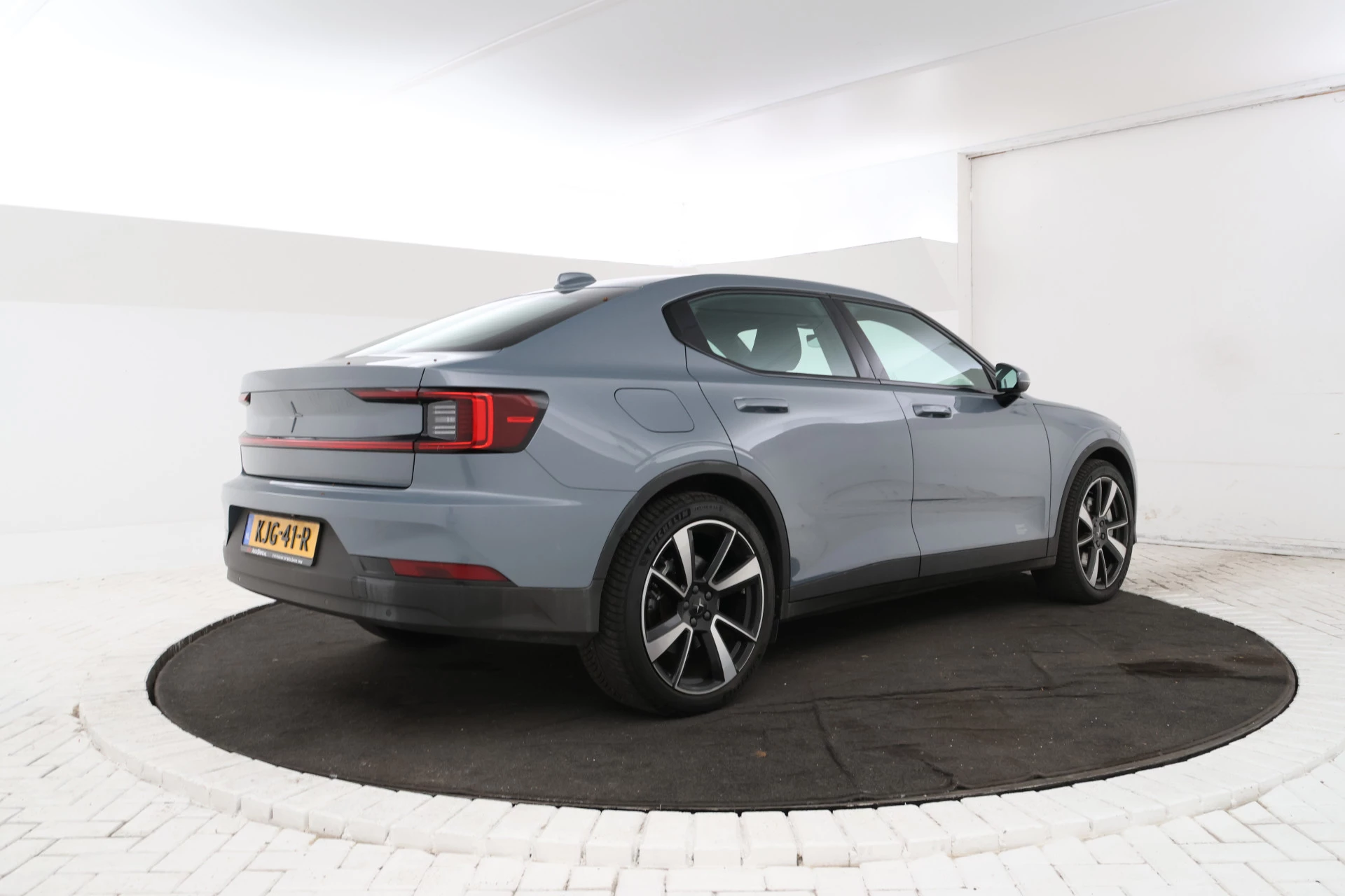 Hoofdafbeelding Polestar 2