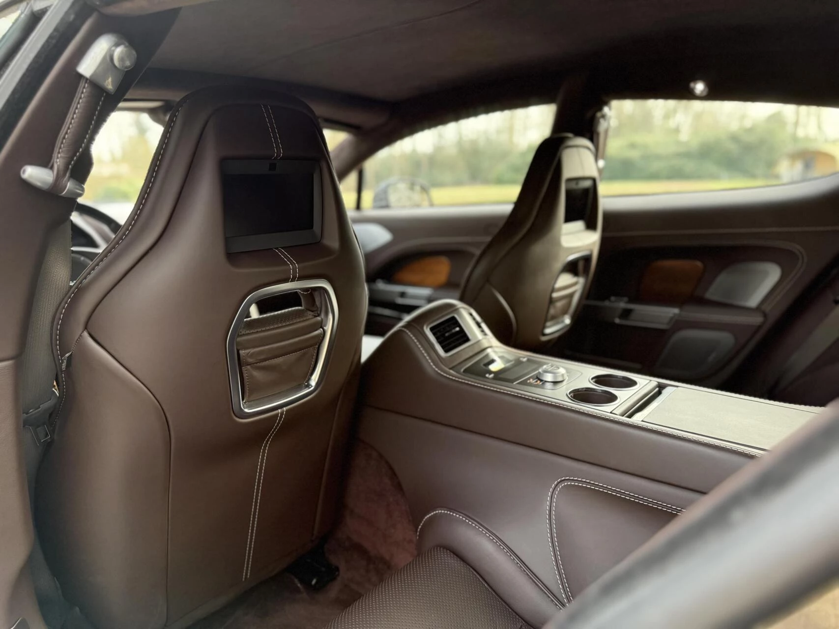 Hoofdafbeelding Aston Martin Rapide