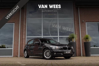 BMW 1-serie 116i Business+ Sport Line | Dakraam | HiFi audio | Stoelverwarming | Cruise control | Sportstoelen | Grootlichtassistent | Navigatie | PDC | Sportstuur | Bluetooth