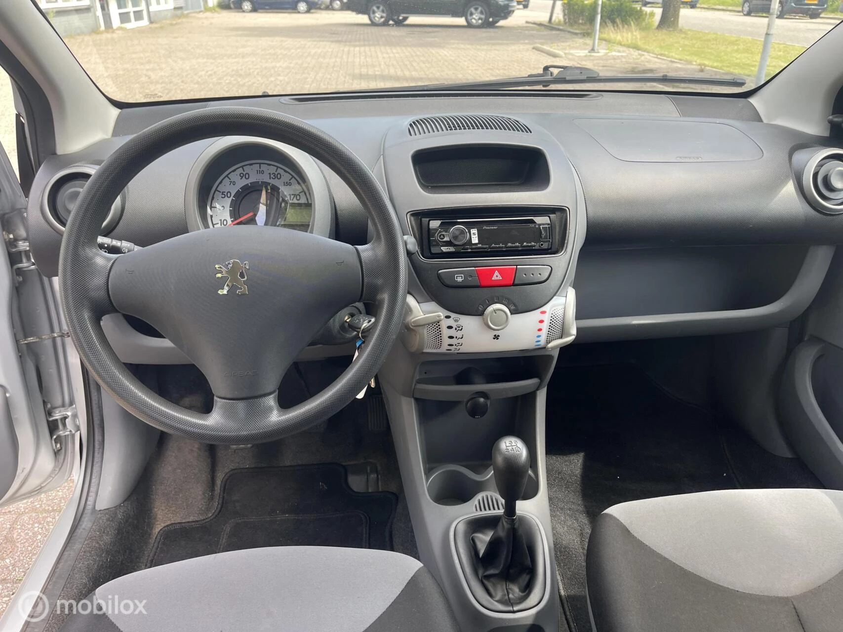 Hoofdafbeelding Peugeot 107