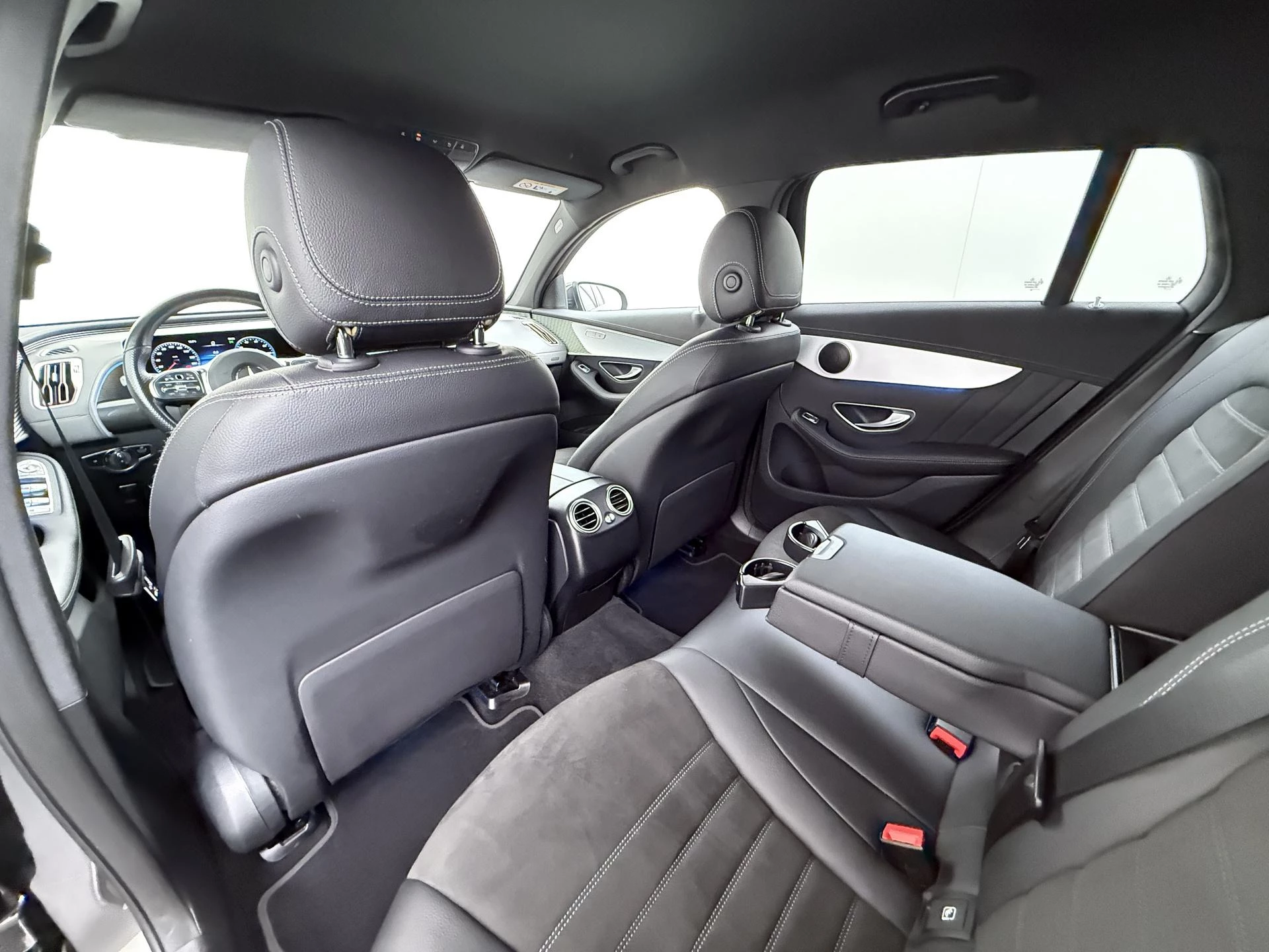 Hoofdafbeelding Mercedes-Benz EQC