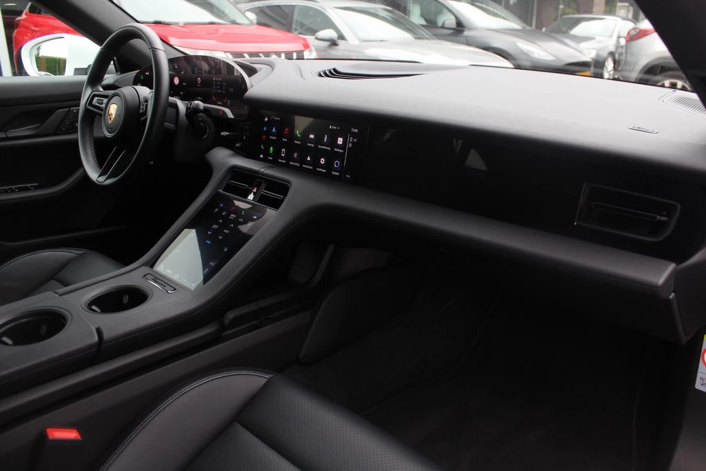 Hoofdafbeelding Porsche Taycan