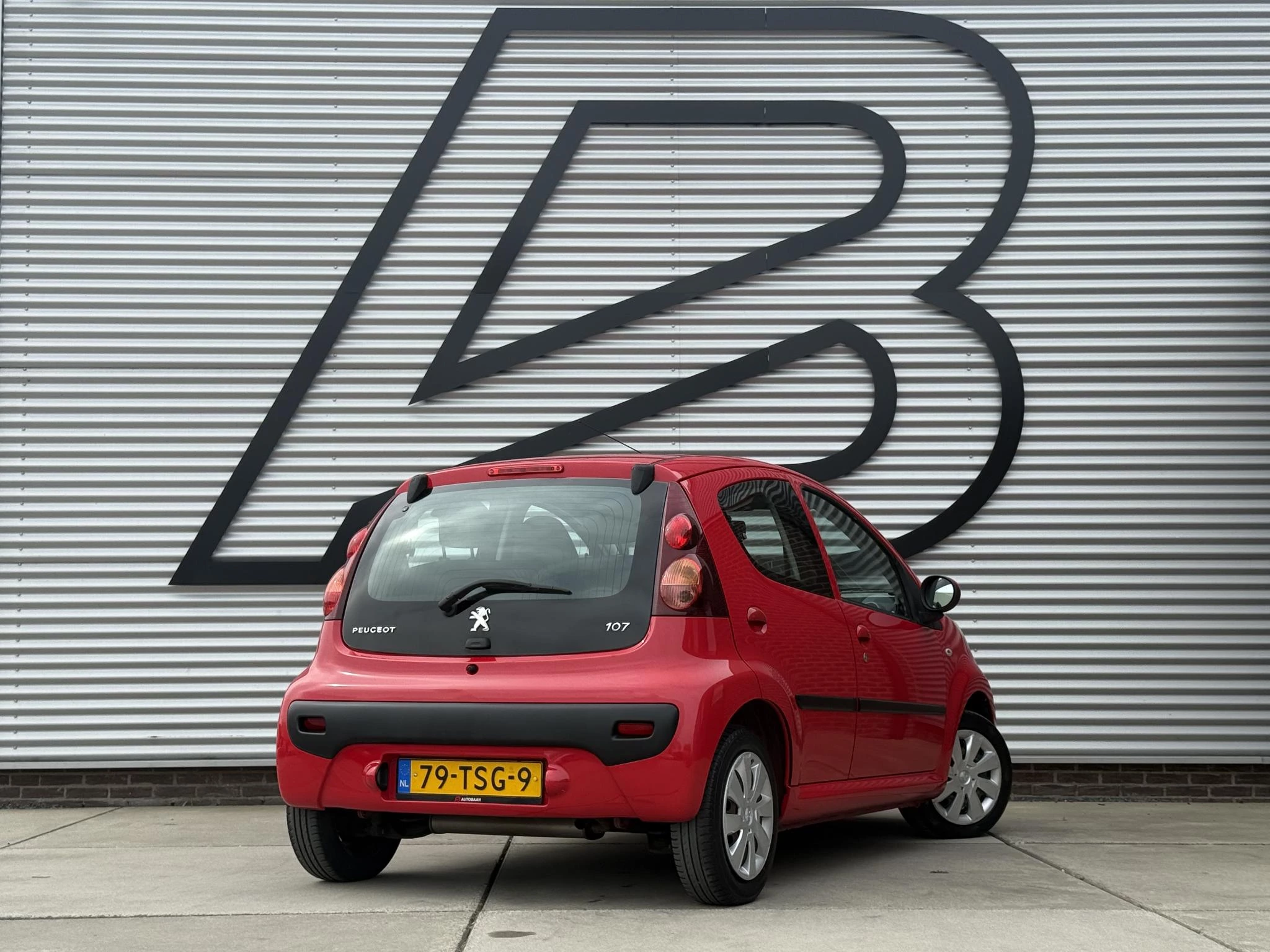 Hoofdafbeelding Peugeot 107