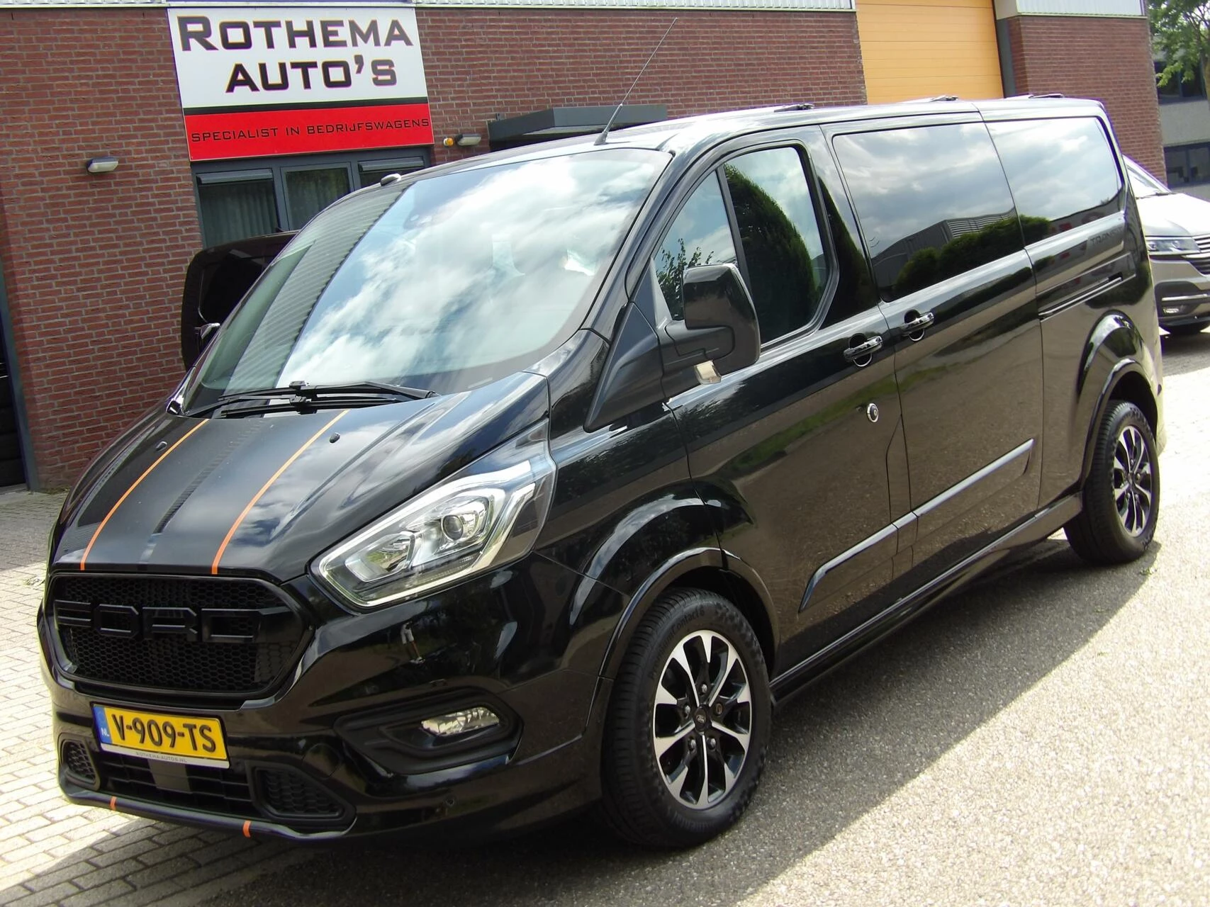 Hoofdafbeelding Ford Transit Custom