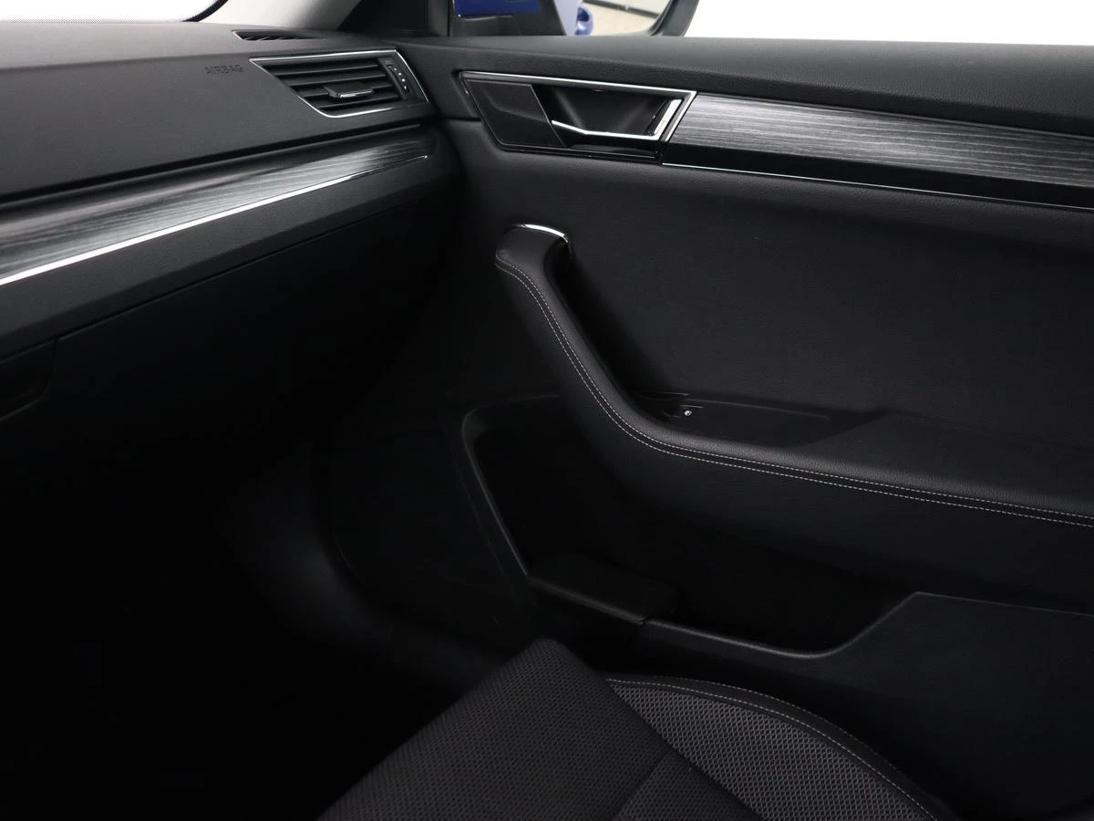 Hoofdafbeelding Škoda Superb