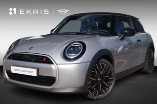 MINI 3-deurs Cooper S | Favoured Trim + Pakket M / Panoramadak / MINI Head-Up Display / Lentevoordeel