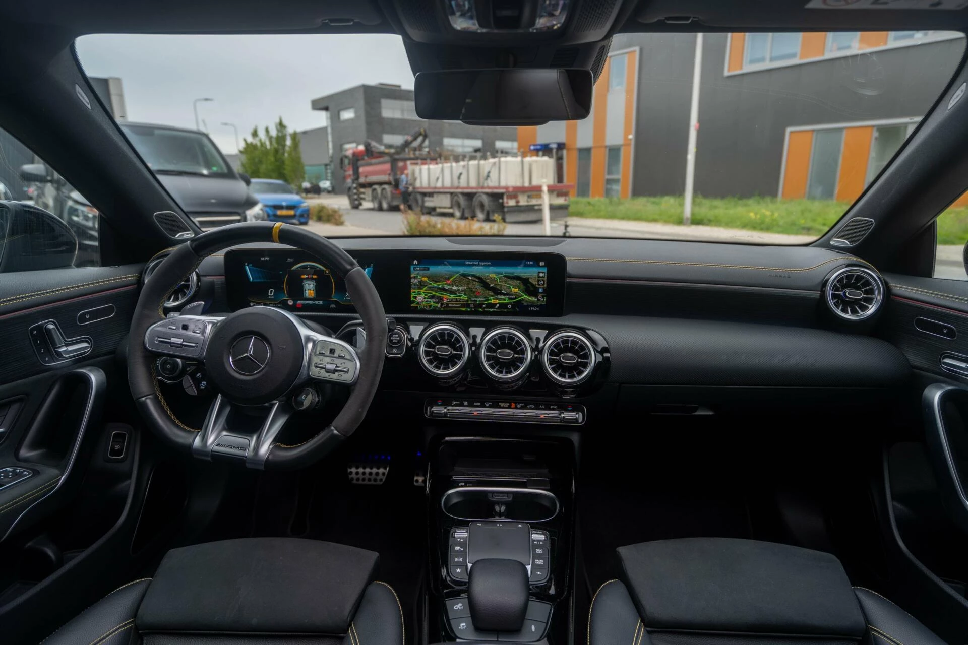 Hoofdafbeelding Mercedes-Benz CLA