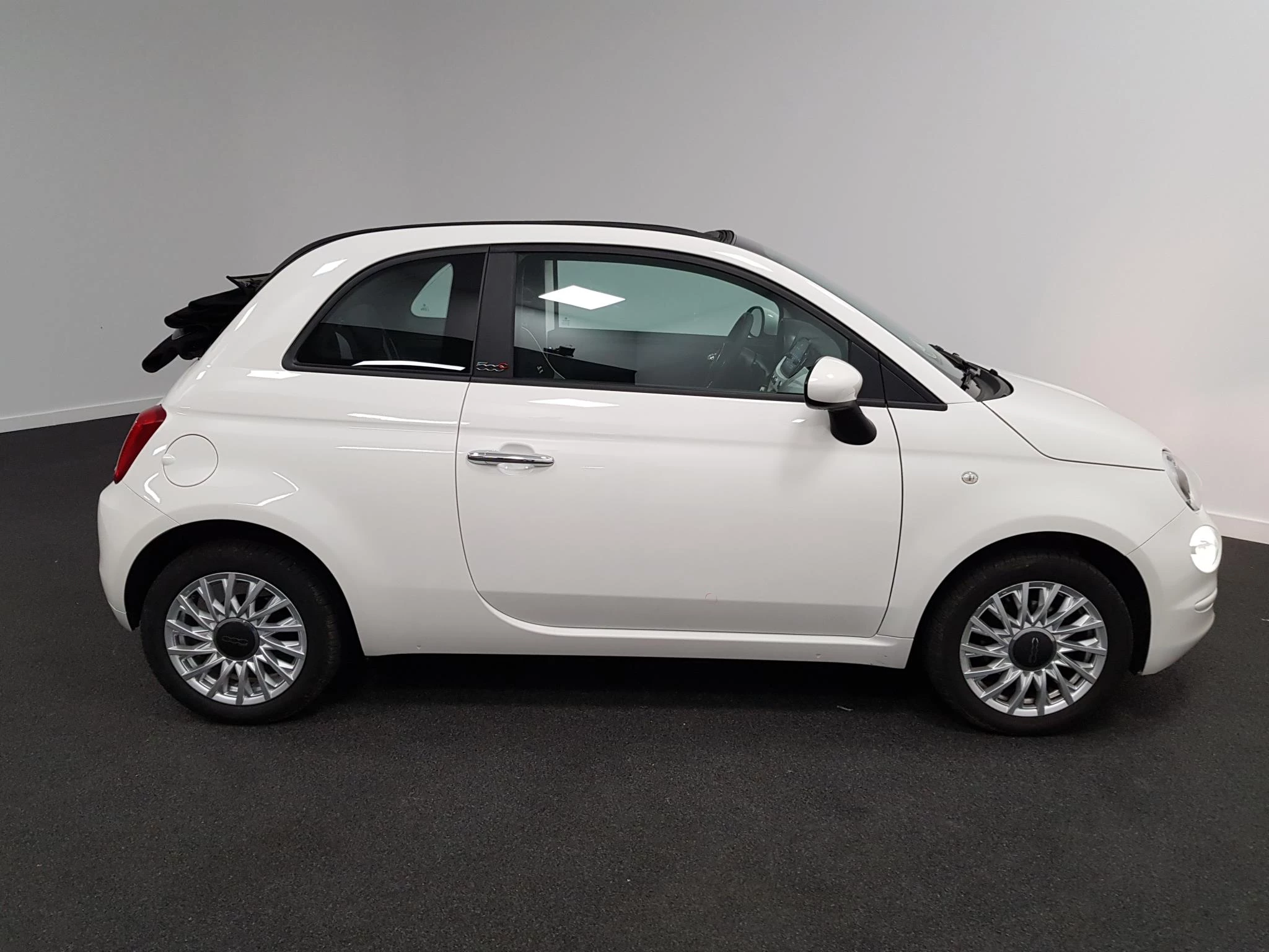 Hoofdafbeelding Fiat 500C