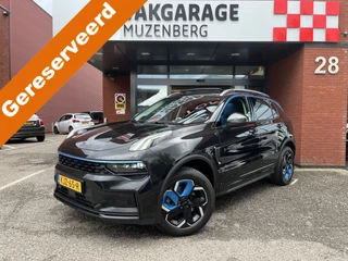 Lynk & Co 01 1.5 // INFINITY SOUND // SCHUIF-KANTELDAK // NAVI+CARPLAY // ELEK. ACHTERKLEP // ADAPTIVE CRUISE // STOELVERWARMING //