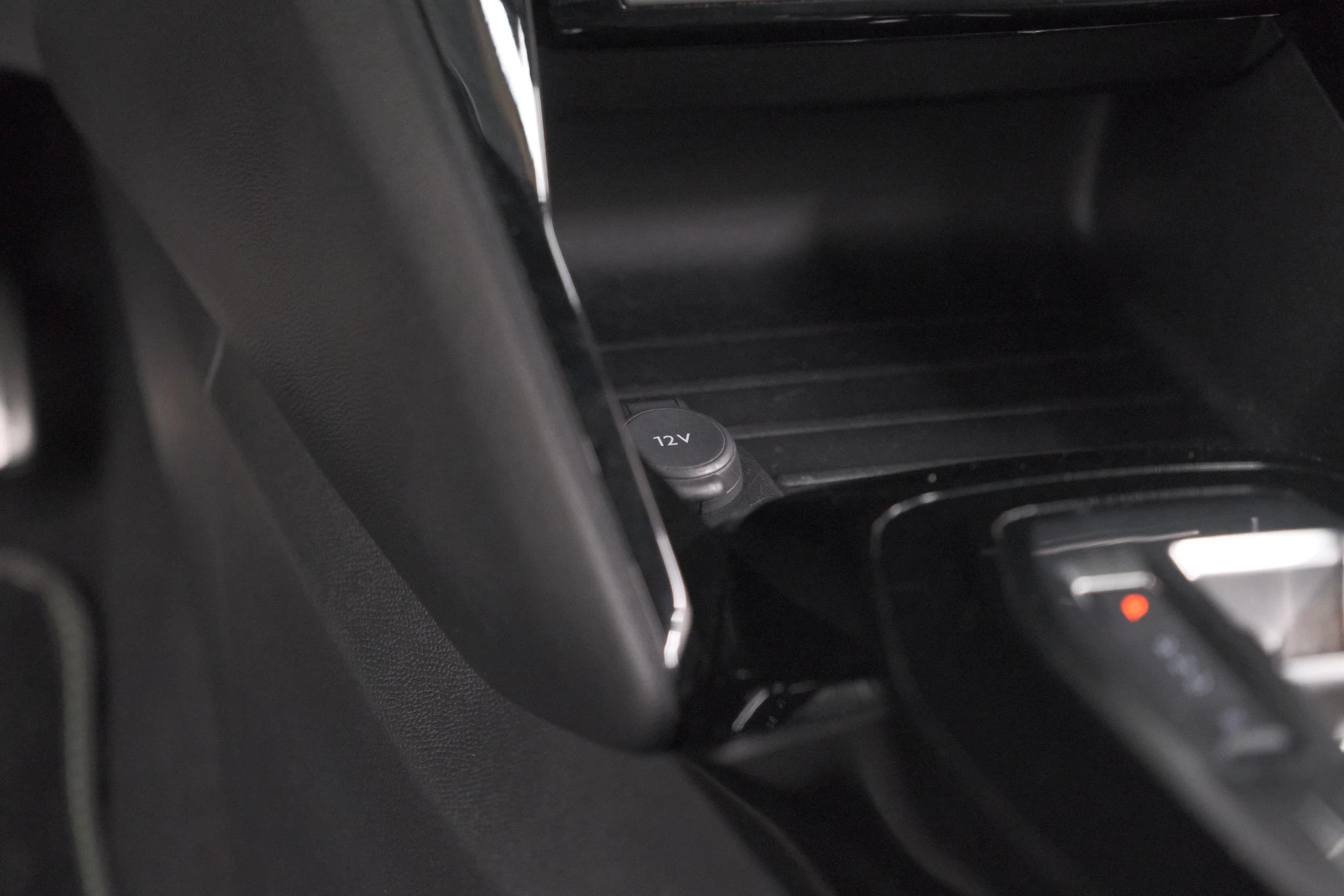 Hoofdafbeelding Peugeot e-2008