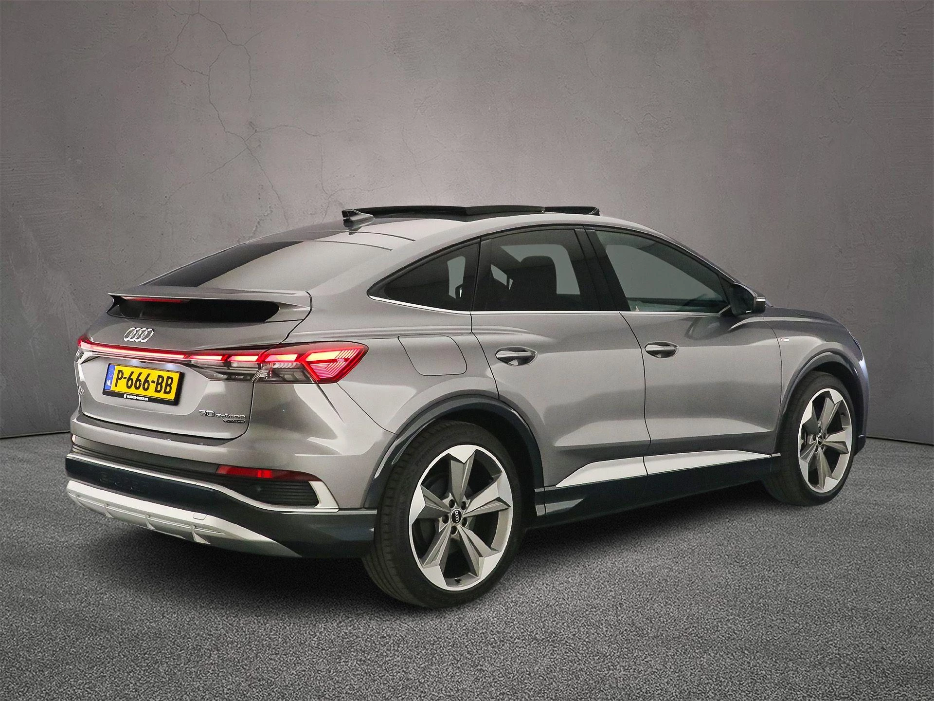 Hoofdafbeelding Audi Q4 Sportback e-tron