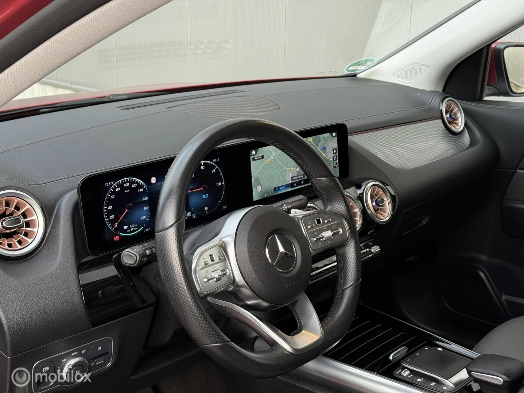 Hoofdafbeelding Mercedes-Benz EQA
