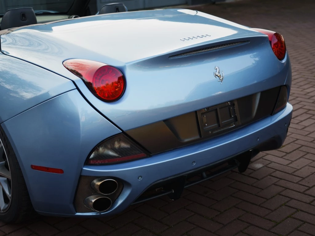 Hoofdafbeelding Ferrari California
