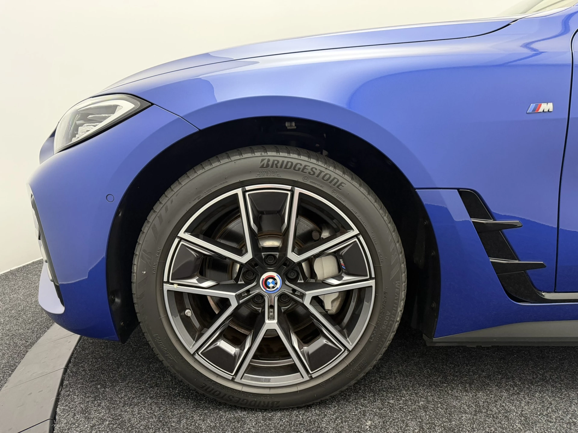 Hoofdafbeelding BMW i4