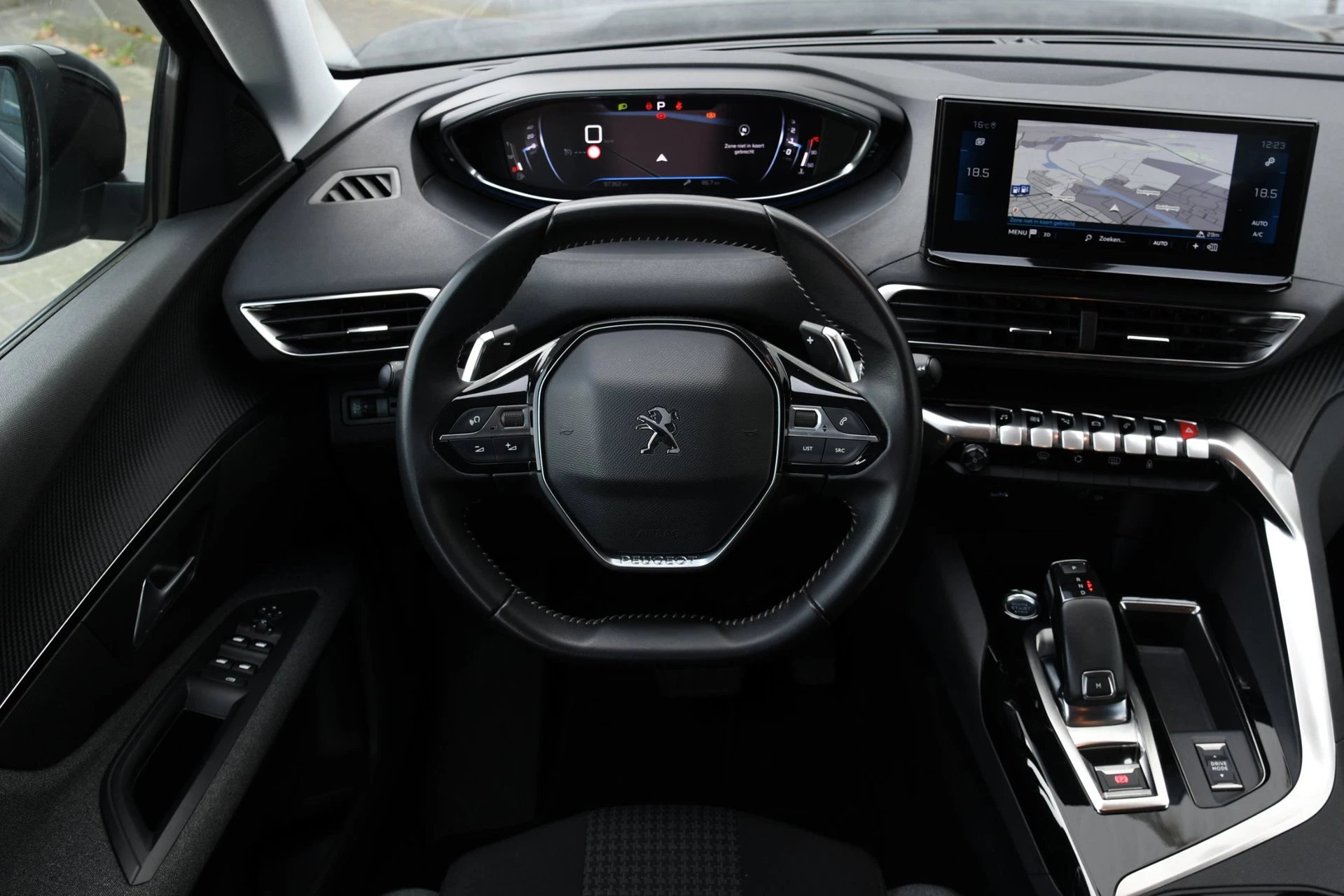 Hoofdafbeelding Peugeot 5008
