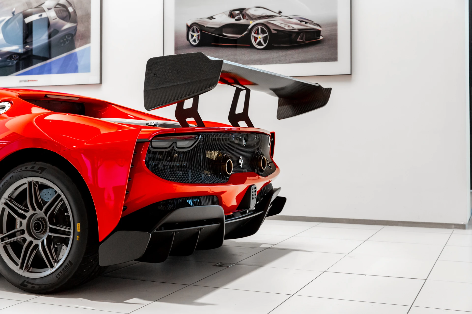 Hoofdafbeelding Ferrari 296