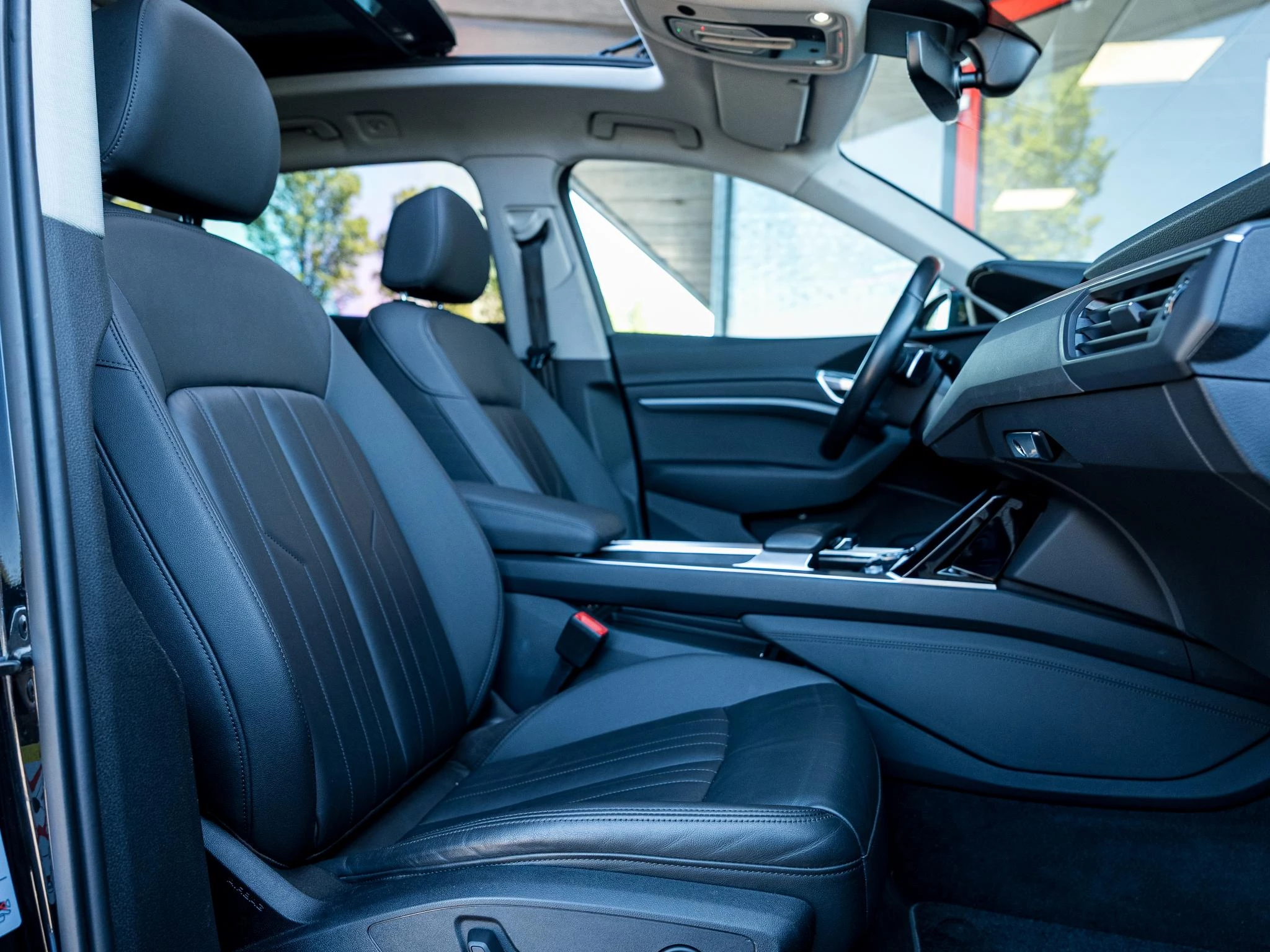 Hoofdafbeelding Audi e-tron