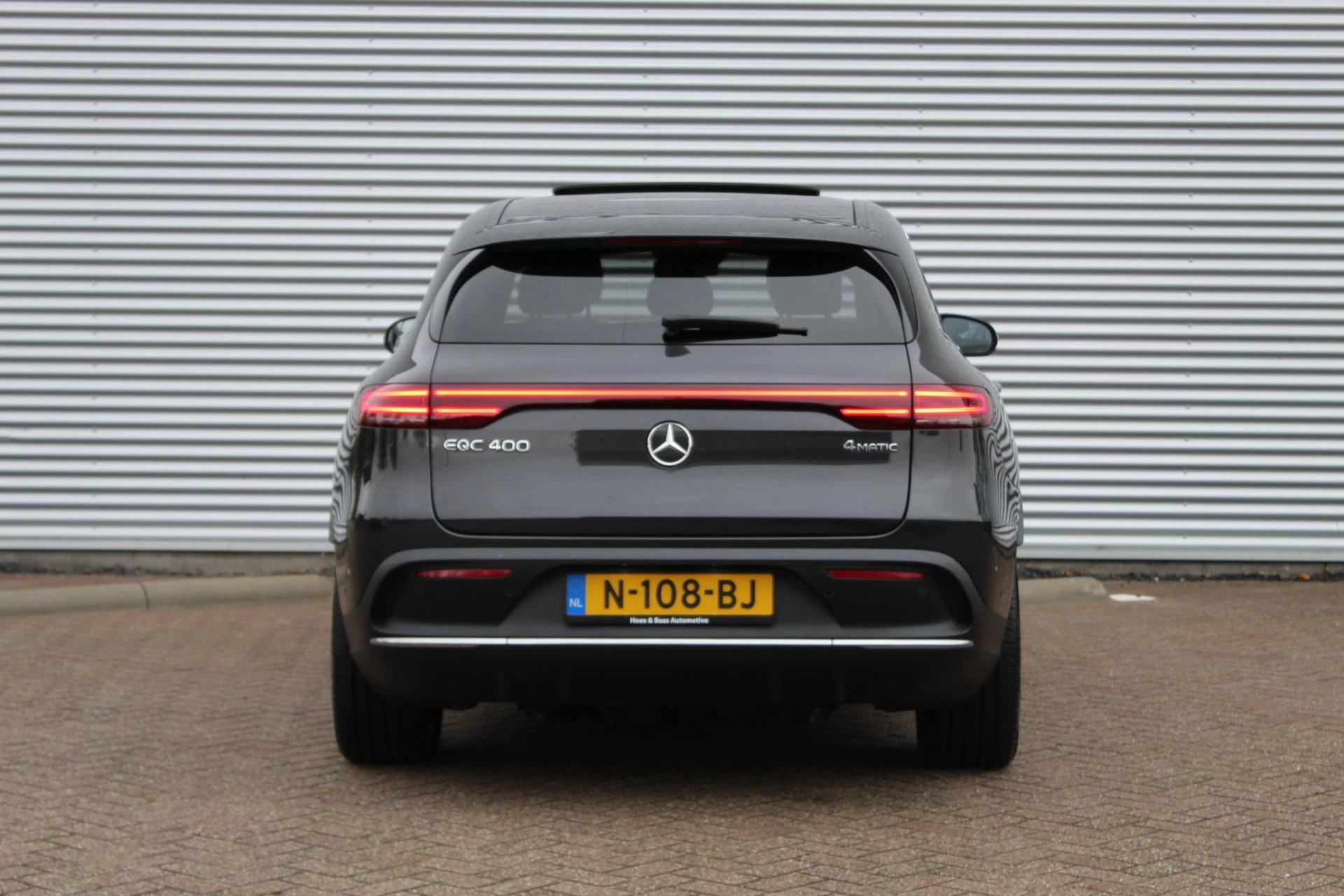 Hoofdafbeelding Mercedes-Benz EQC