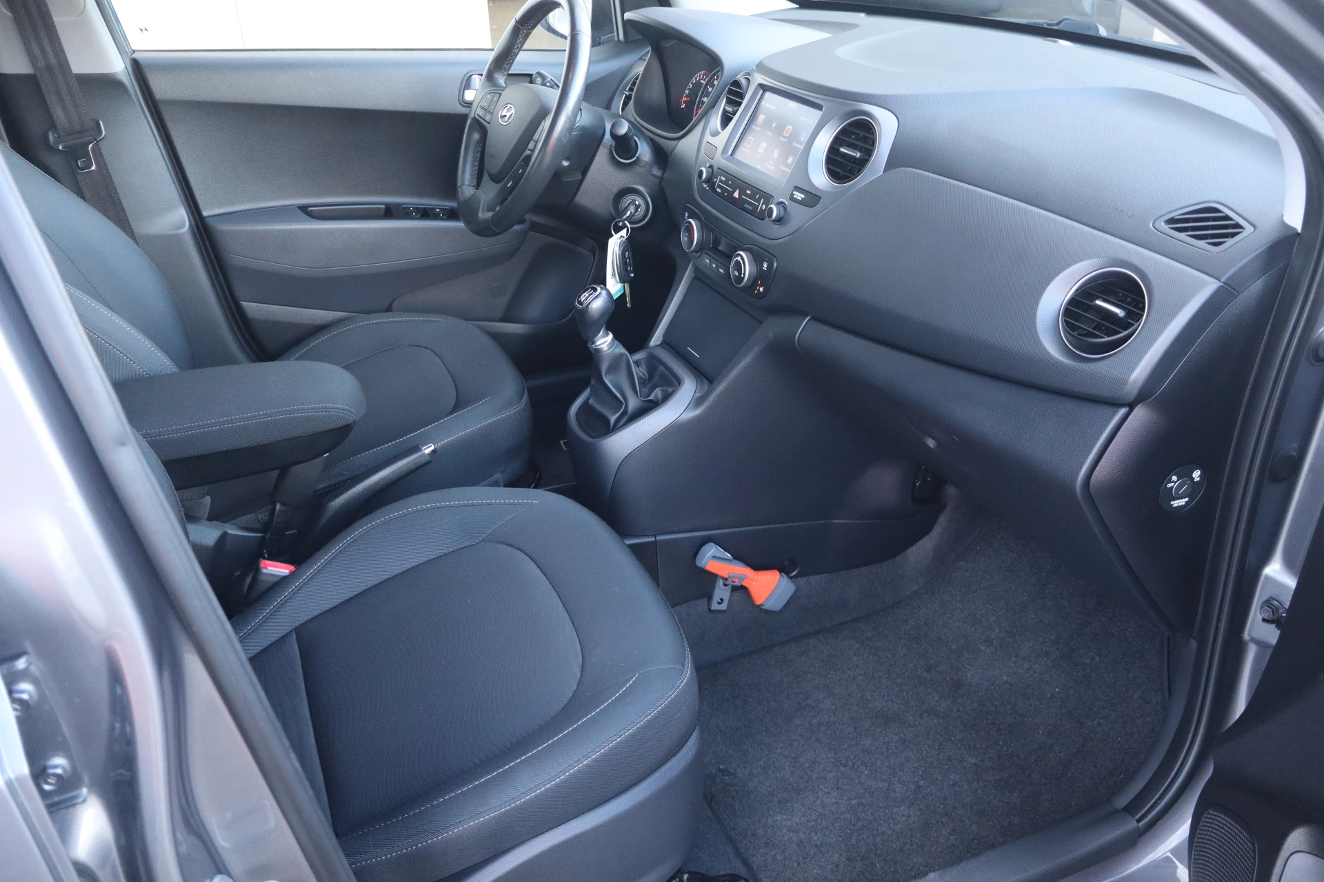 Hoofdafbeelding Hyundai i10