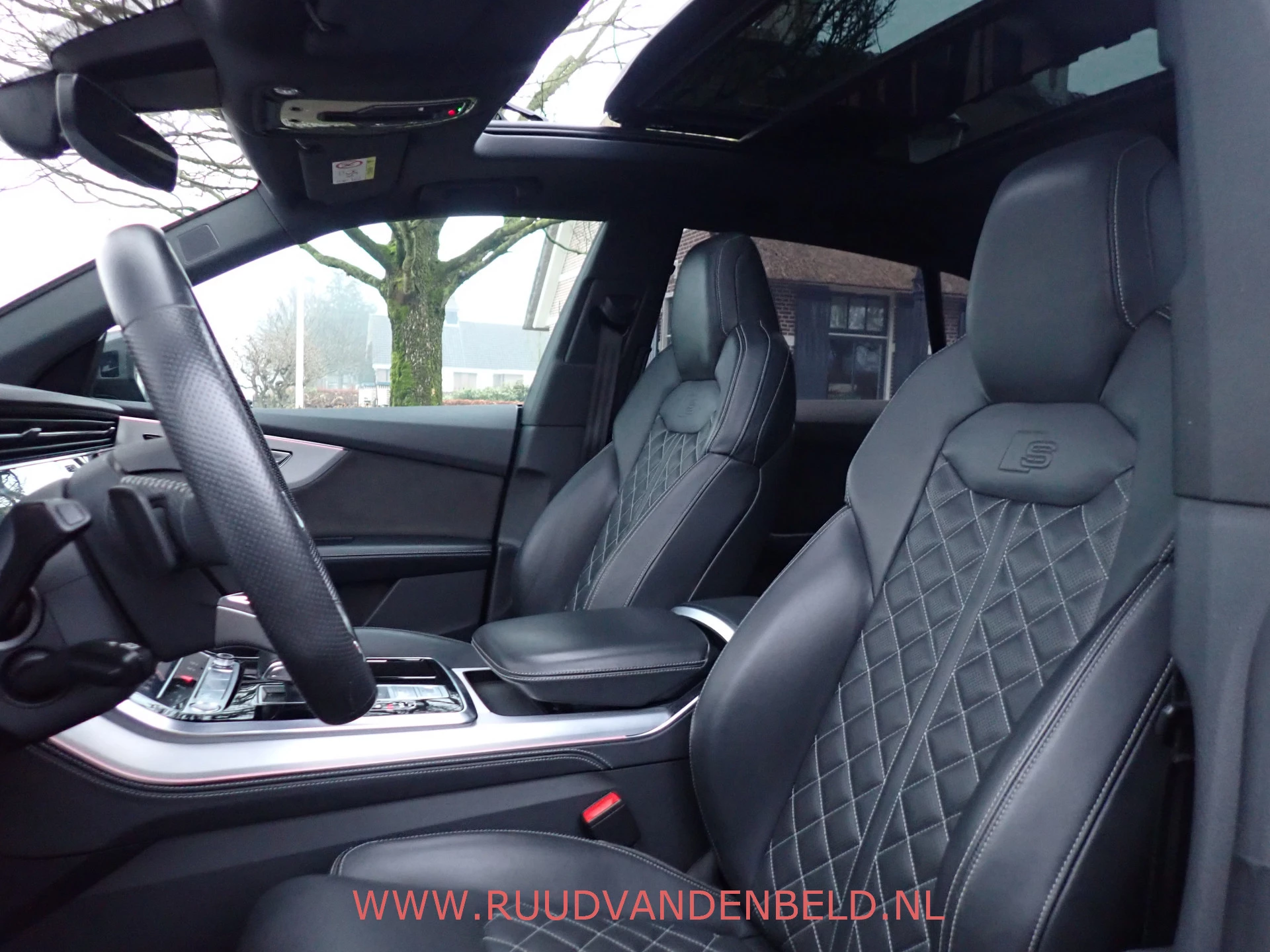 Hoofdafbeelding Audi Q8