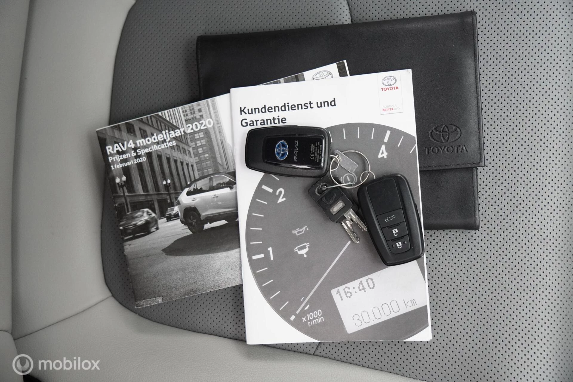 Hoofdafbeelding Toyota RAV4