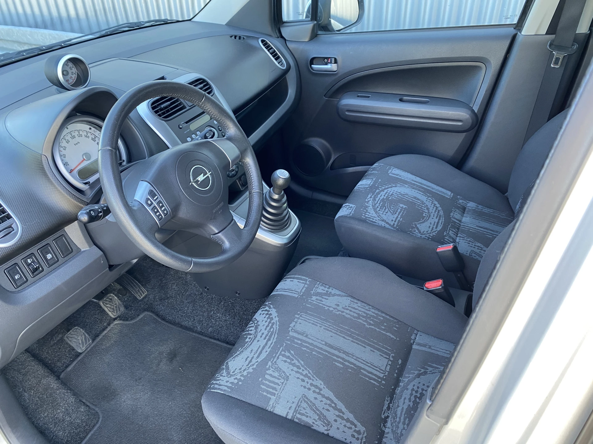 Hoofdafbeelding Opel Agila