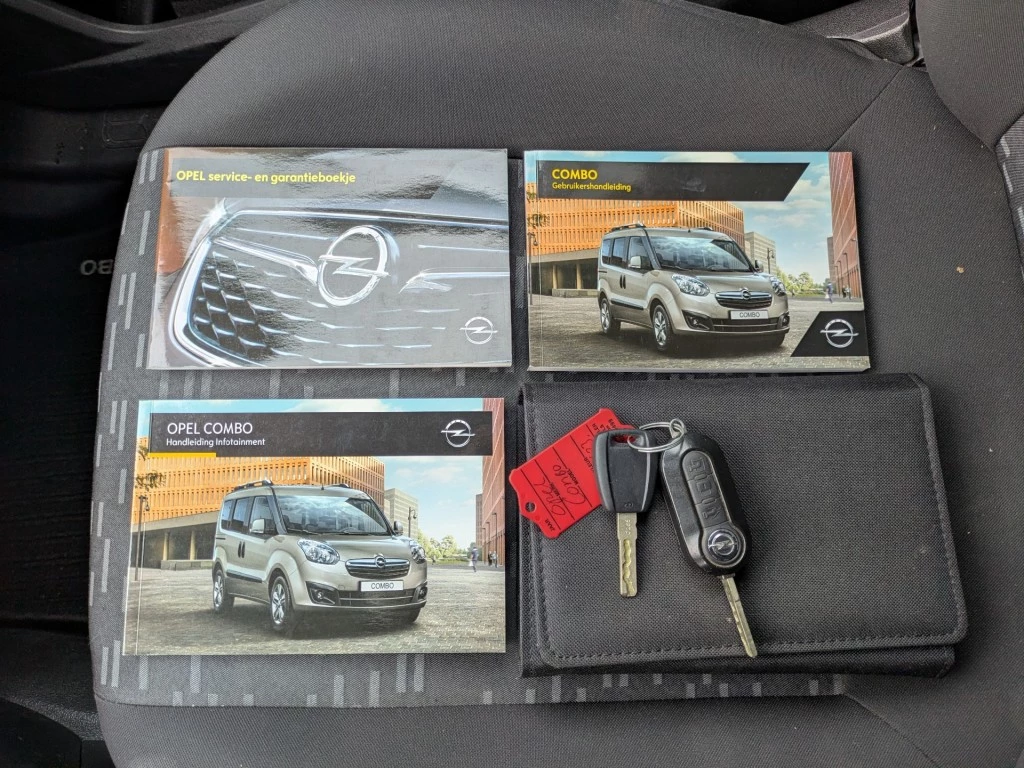 Hoofdafbeelding Opel Combo