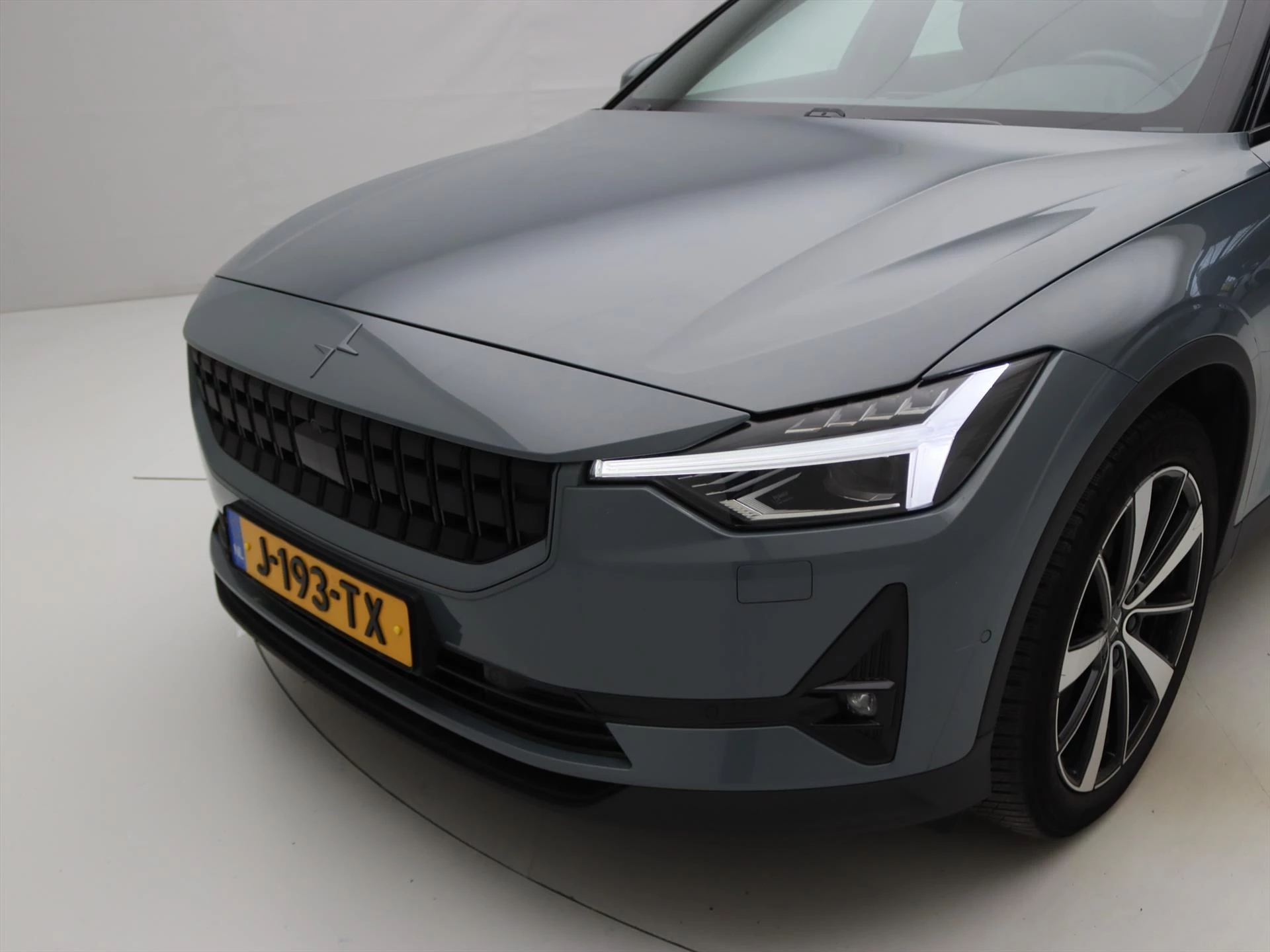 Hoofdafbeelding Polestar 2