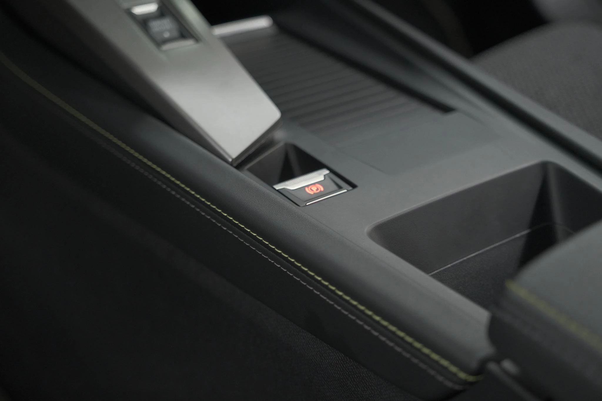 Hoofdafbeelding Peugeot 408