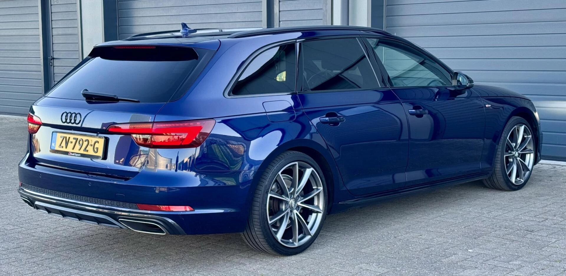 Hoofdafbeelding Audi A4