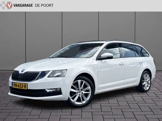 Hoofdafbeelding Škoda Octavia Škoda Octavia Combi 1.0 TSI Ambition Business | NL-auto | Navi | Carplay | Clima | PDC | BTW