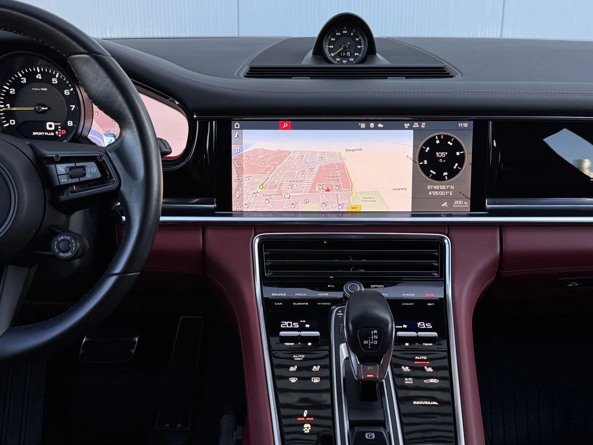 Hoofdafbeelding Porsche Panamera