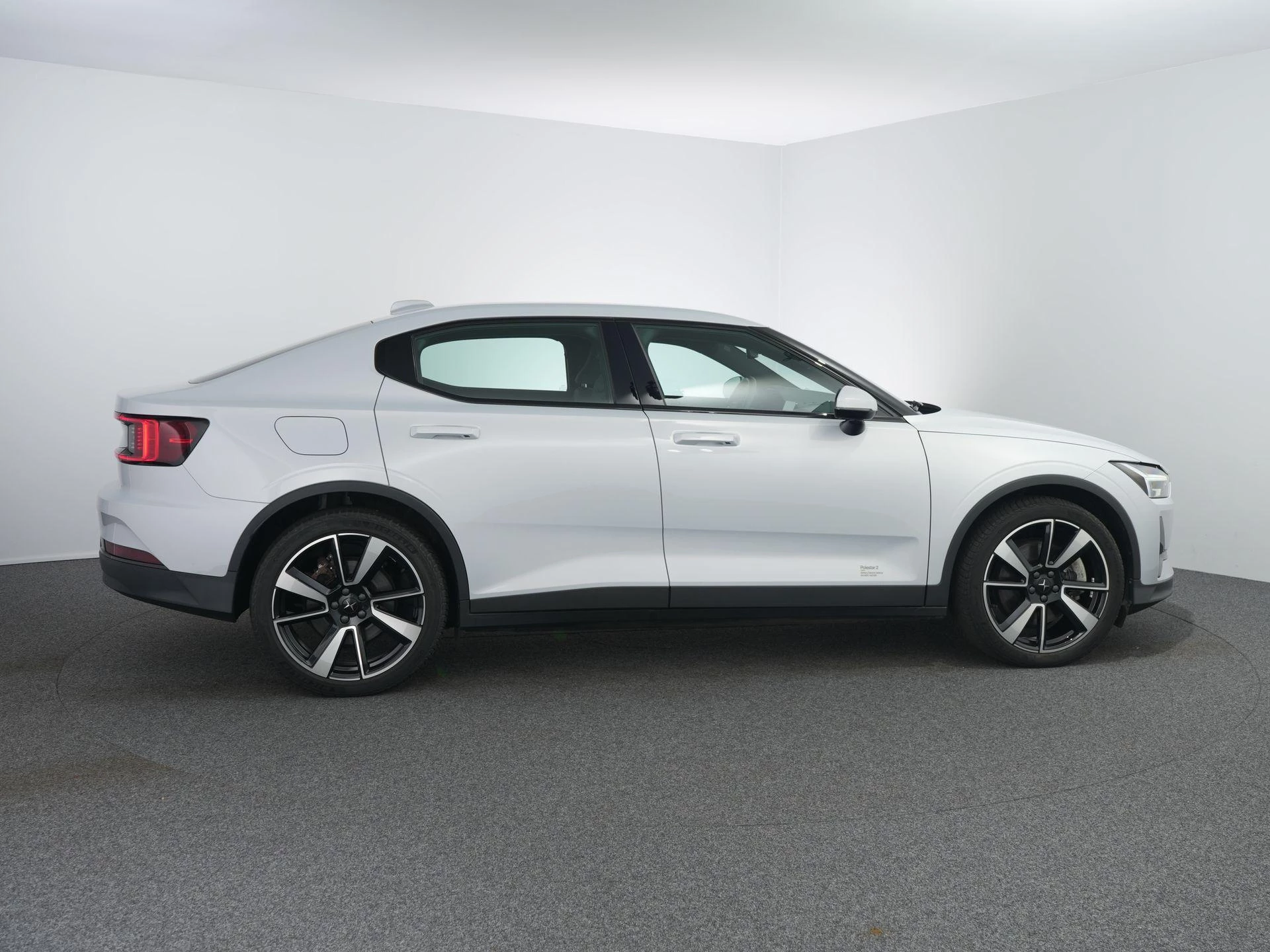 Hoofdafbeelding Polestar 2