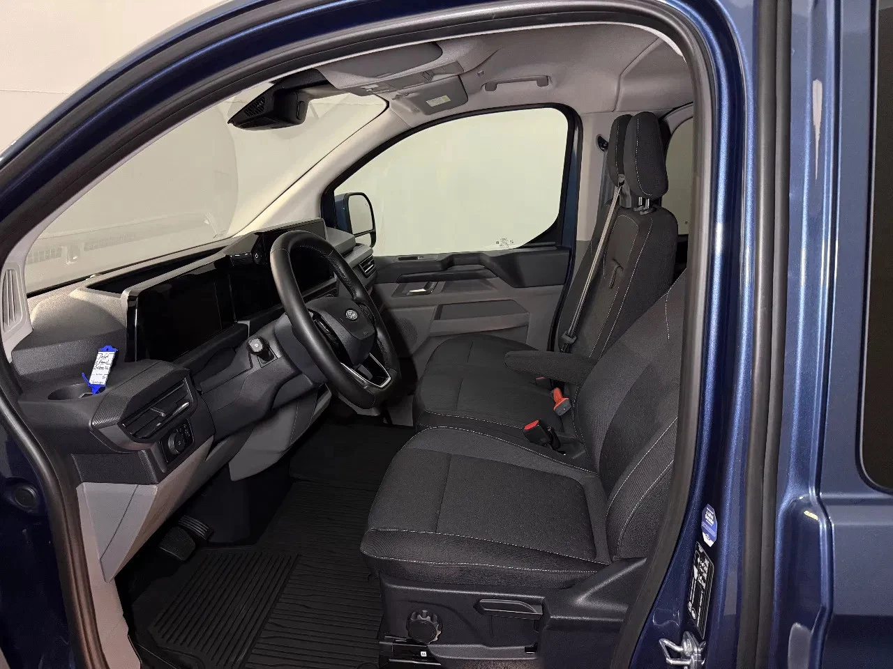 Hoofdafbeelding Ford E-Transit Custom