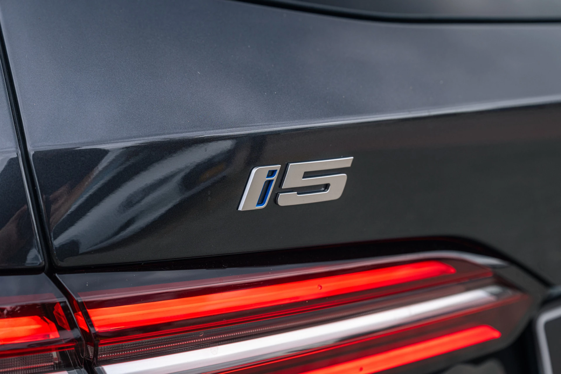 Hoofdafbeelding BMW i5