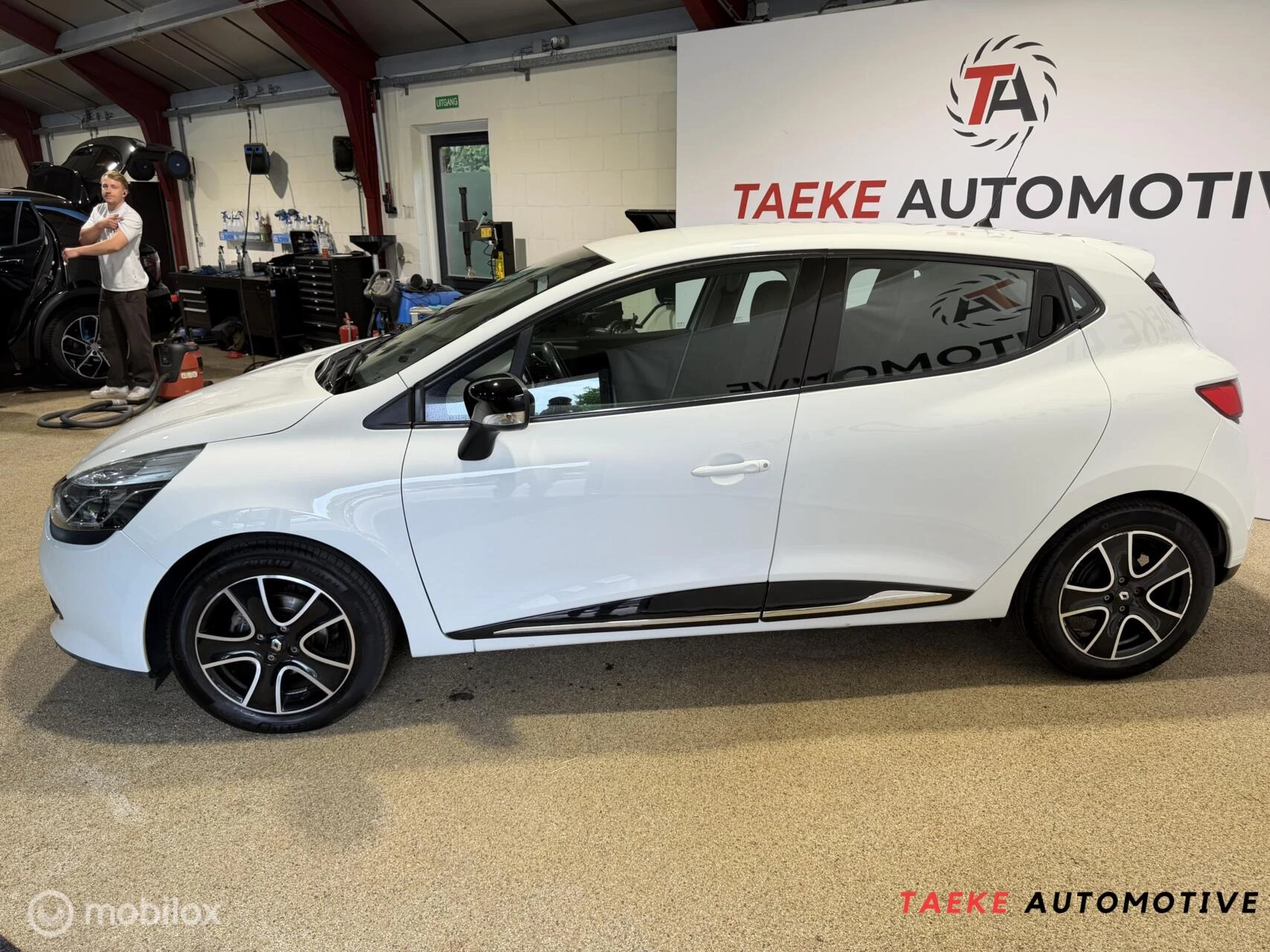 Hoofdafbeelding Renault Clio