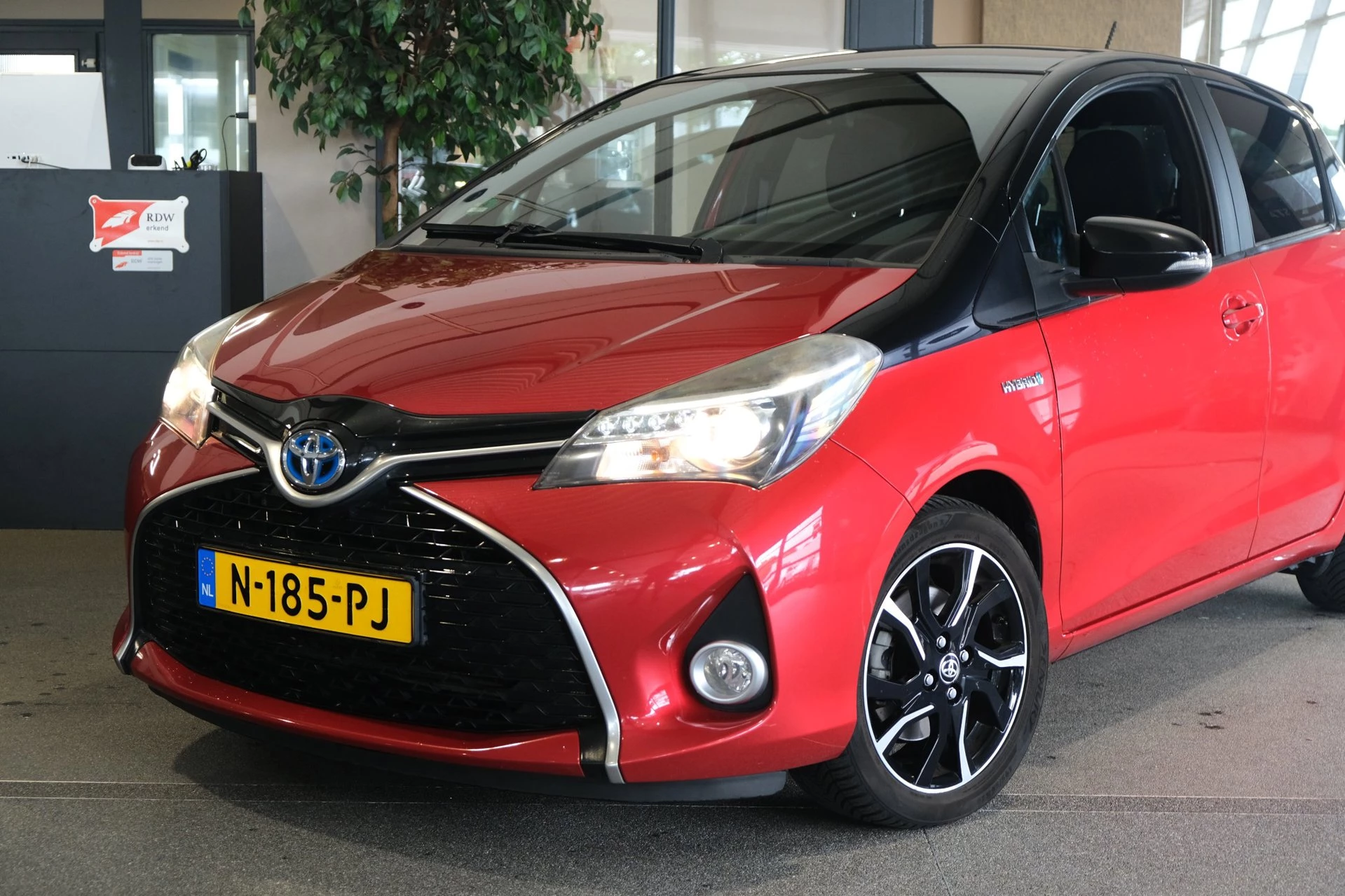 Hoofdafbeelding Toyota Yaris