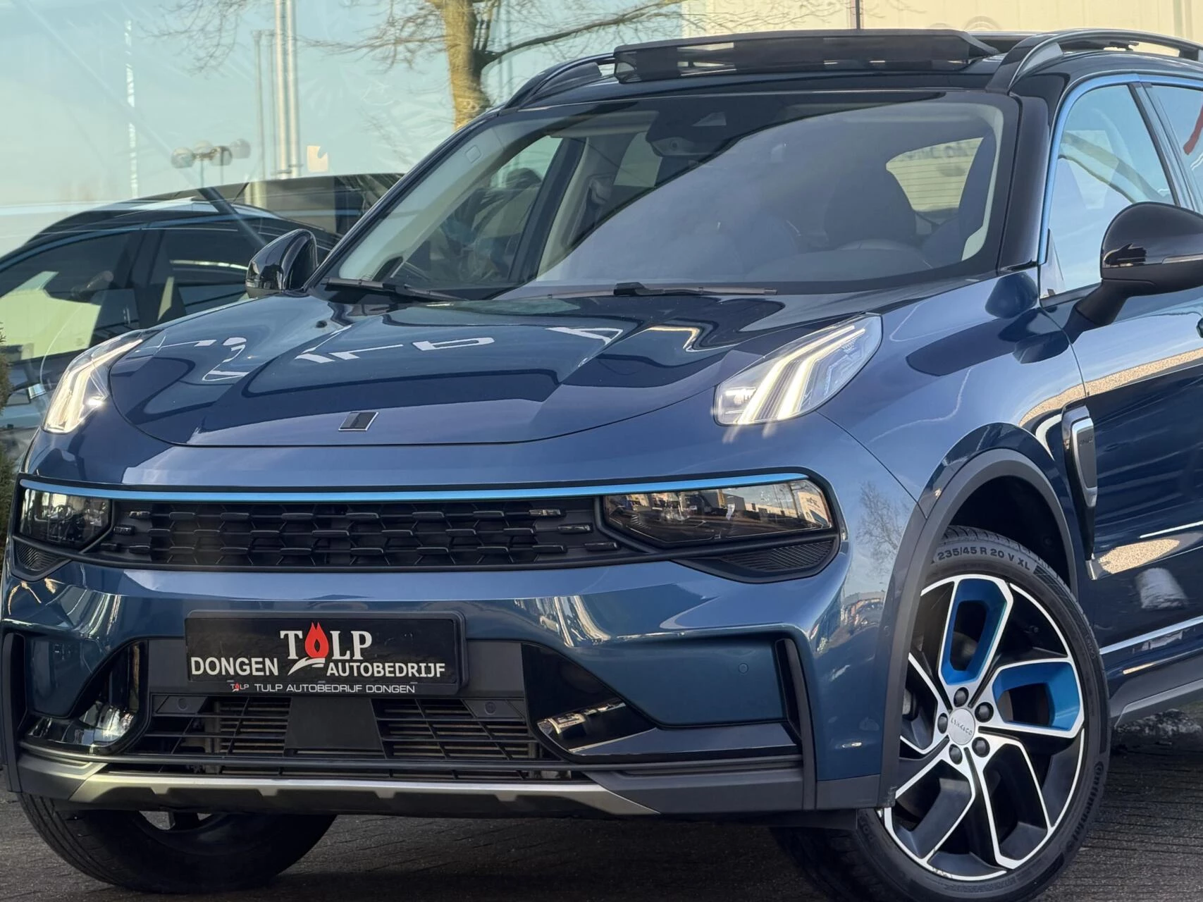 Hoofdafbeelding Lynk & Co 01