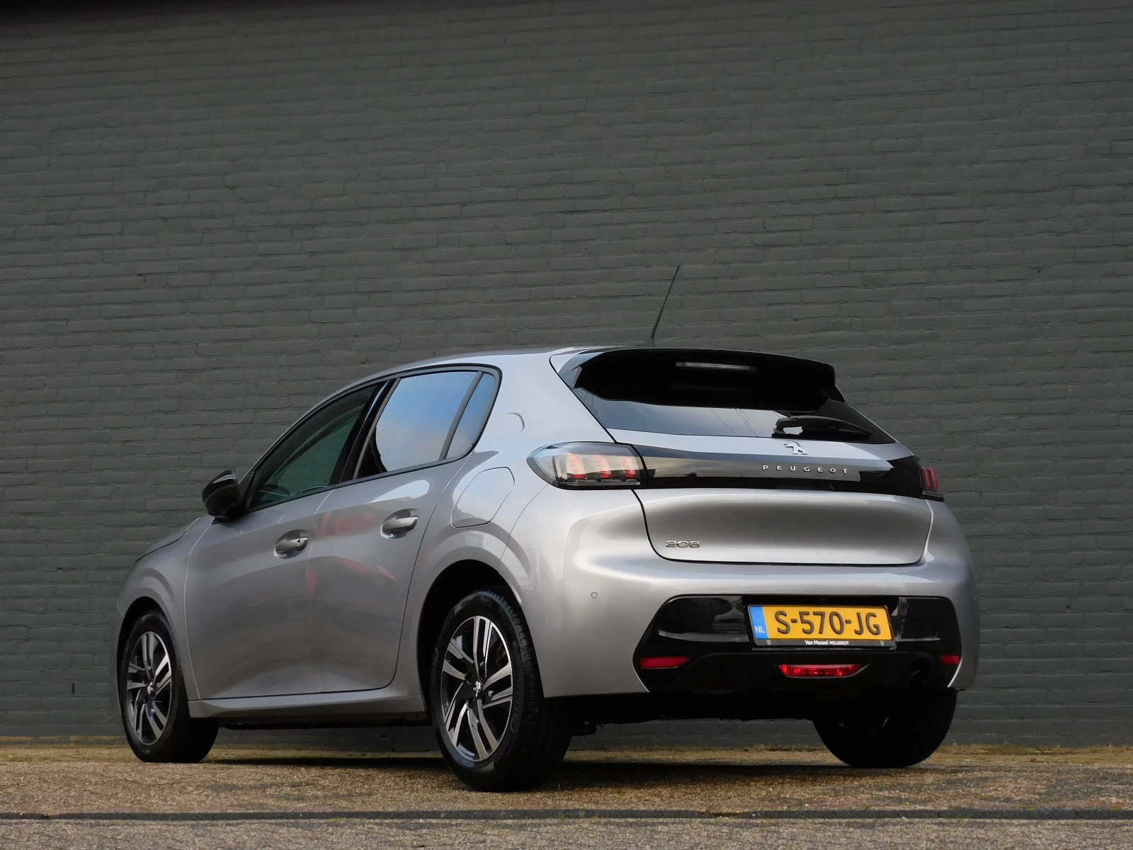 Hoofdafbeelding Peugeot 208