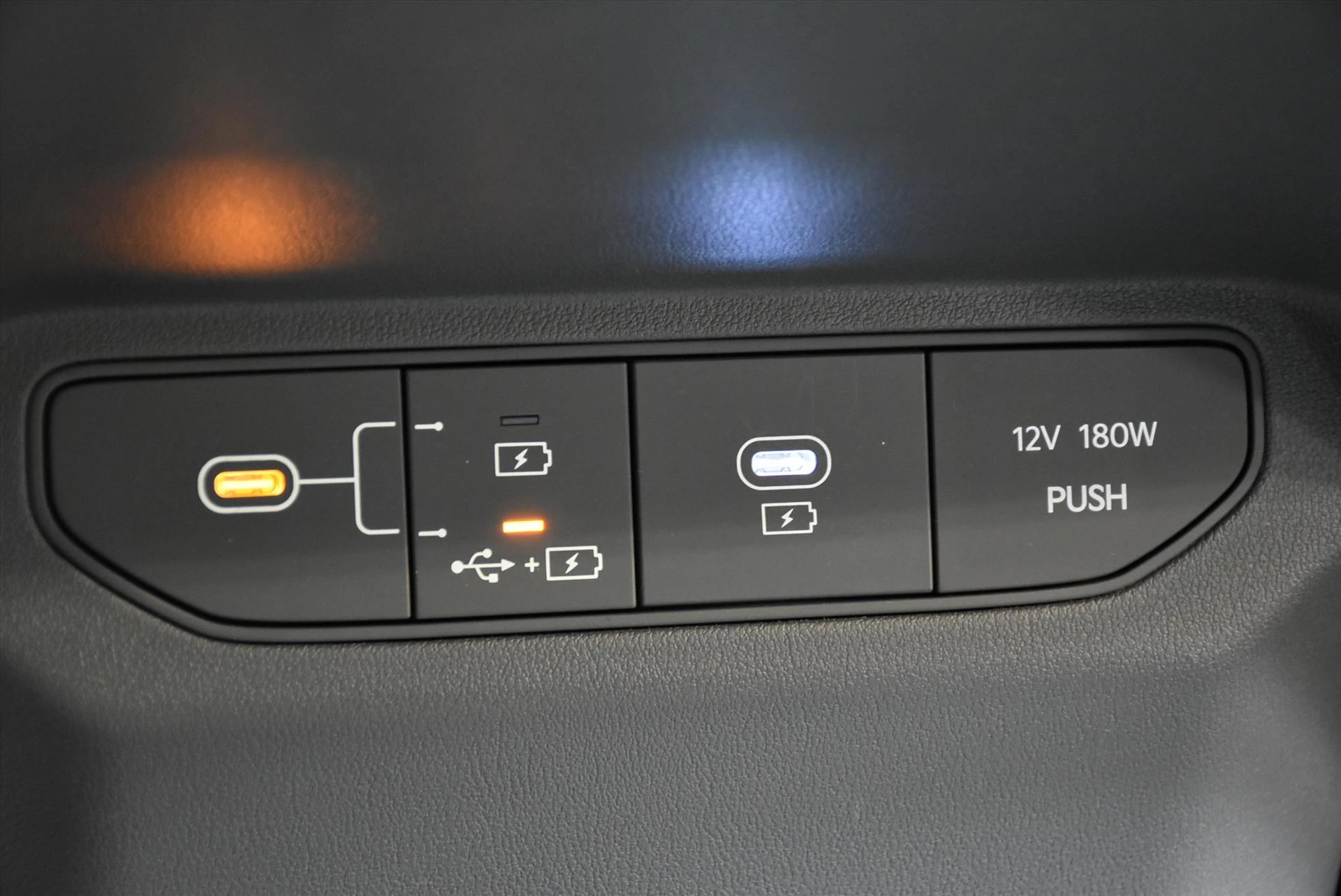 Hoofdafbeelding Kia EV3