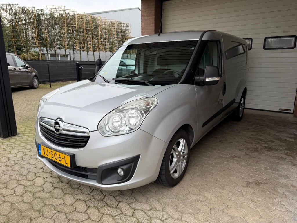 Hoofdafbeelding Opel Combo