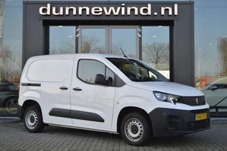 Hoofdafbeelding Peugeot Partner Peugeot Partner Bestelbus, Airco, Schuifdeur (160 L x 123 B x 120 H)